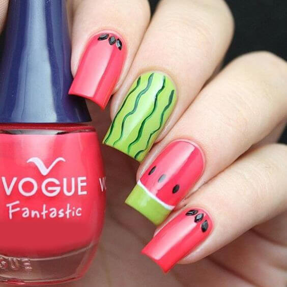 طراحی ناخن برای شب یلدا