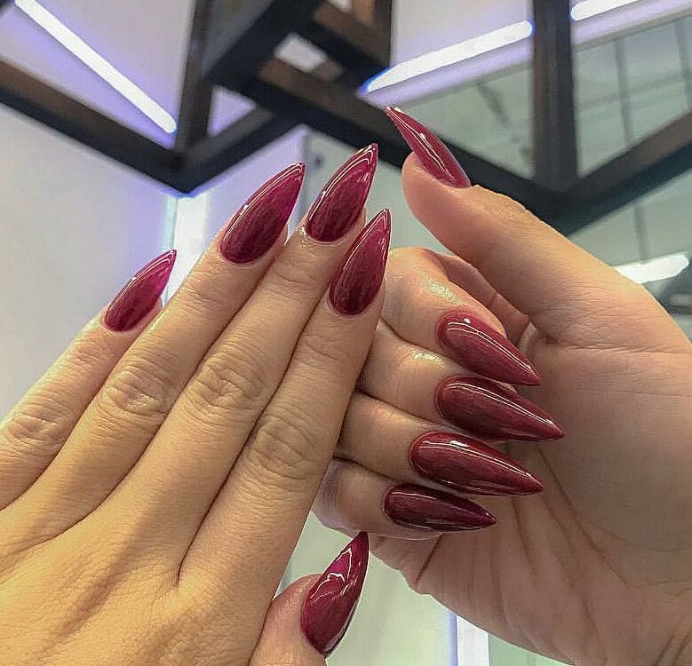 آموزش تخصصی کاشت و طراحی ناخن