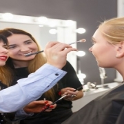 بهترین آموزشگاه آرایشگری در صادقیه