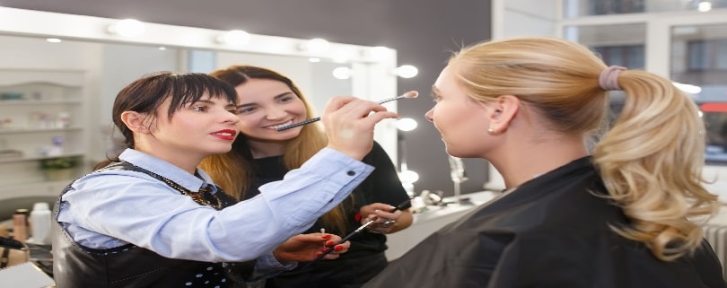 بهترین آموزشگاه آرایشگری در صادقیه